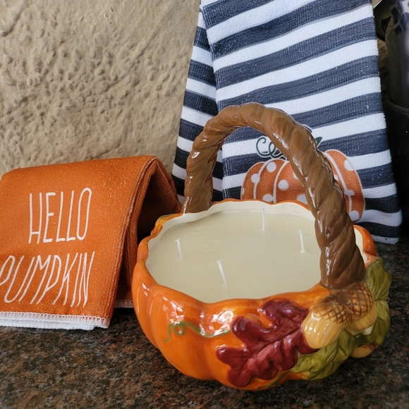 Hand Crafted Other - Pumpkin Basket candle